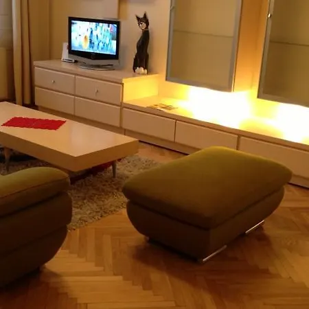 3 Bedroom Deluxe Appartamento Kaunas