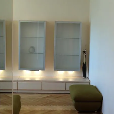 3 Bedroom Deluxe Appartamento *