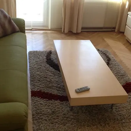 Appartamento 3 Bedroom Deluxe Kaunas